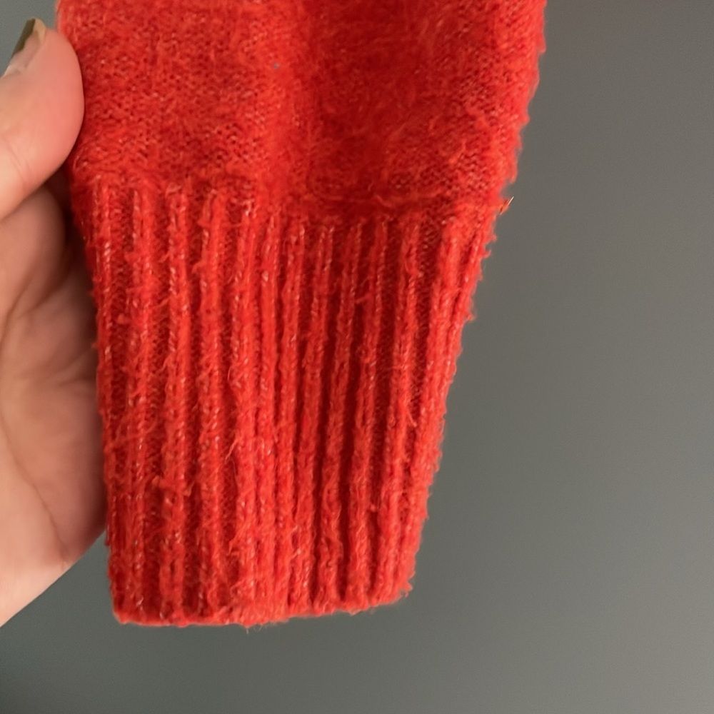 Urban Outfitters Red cropped sweater rolled hem & soft mock neck XS Balletcore - Picture 5 of 6